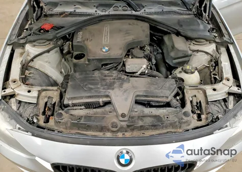 2015 BMW 328 Xi Sulev z USA, uszkodzony, nr VIN WBA3B5C59FP653063